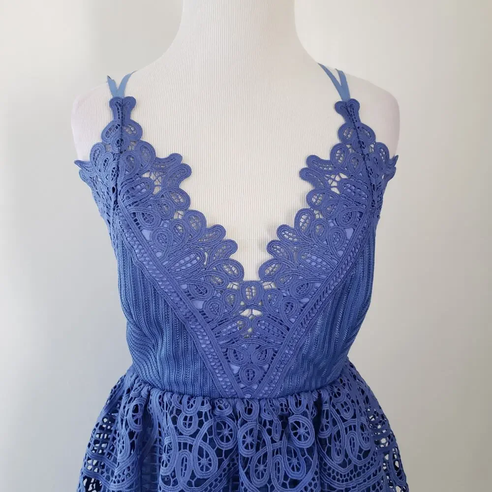 NEW self-portrait Lace Peplum Dress Blue Plunging Neck Revolve Women 2 - Picture 5 of 15